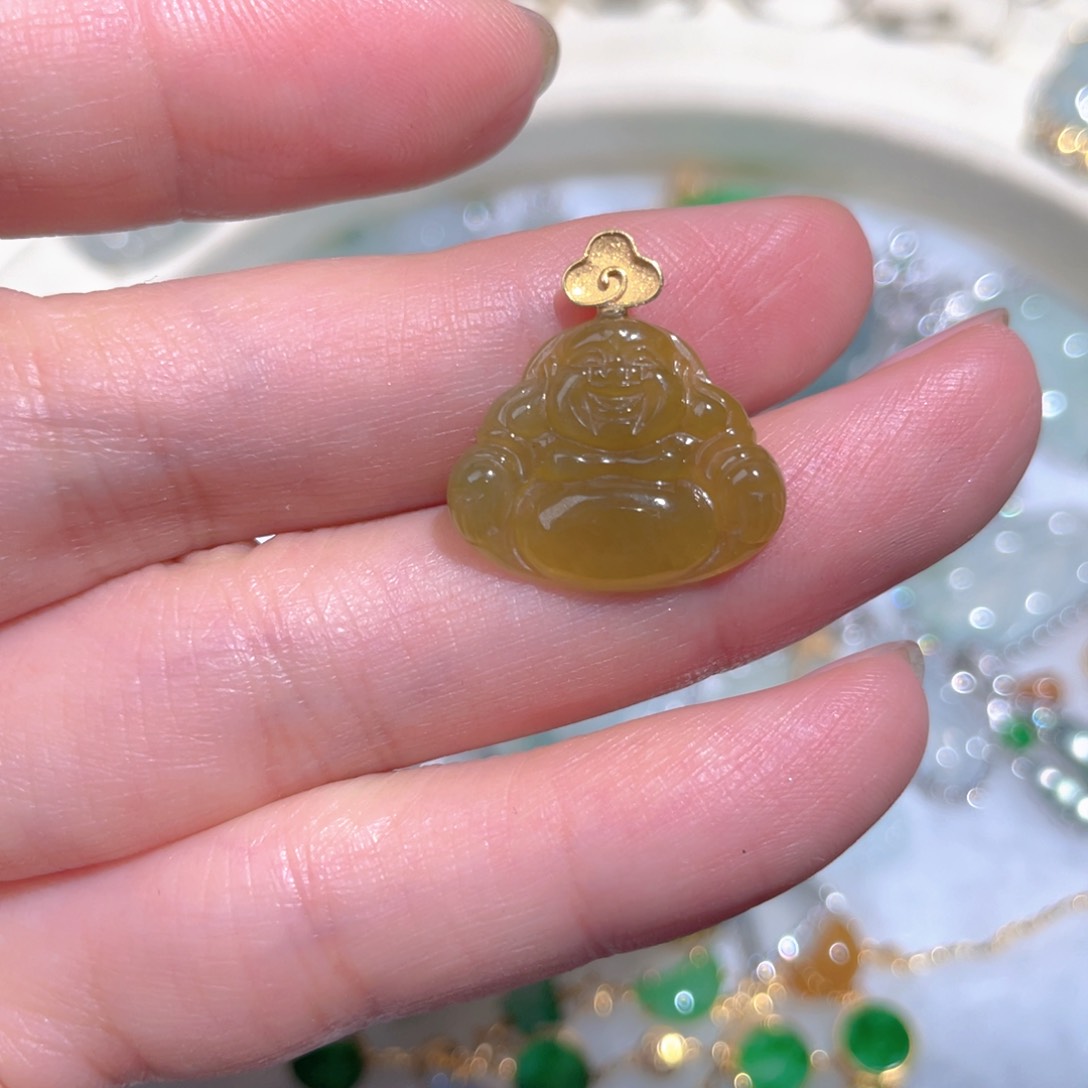 翡翠颈饰18K金镶嵌翡翠