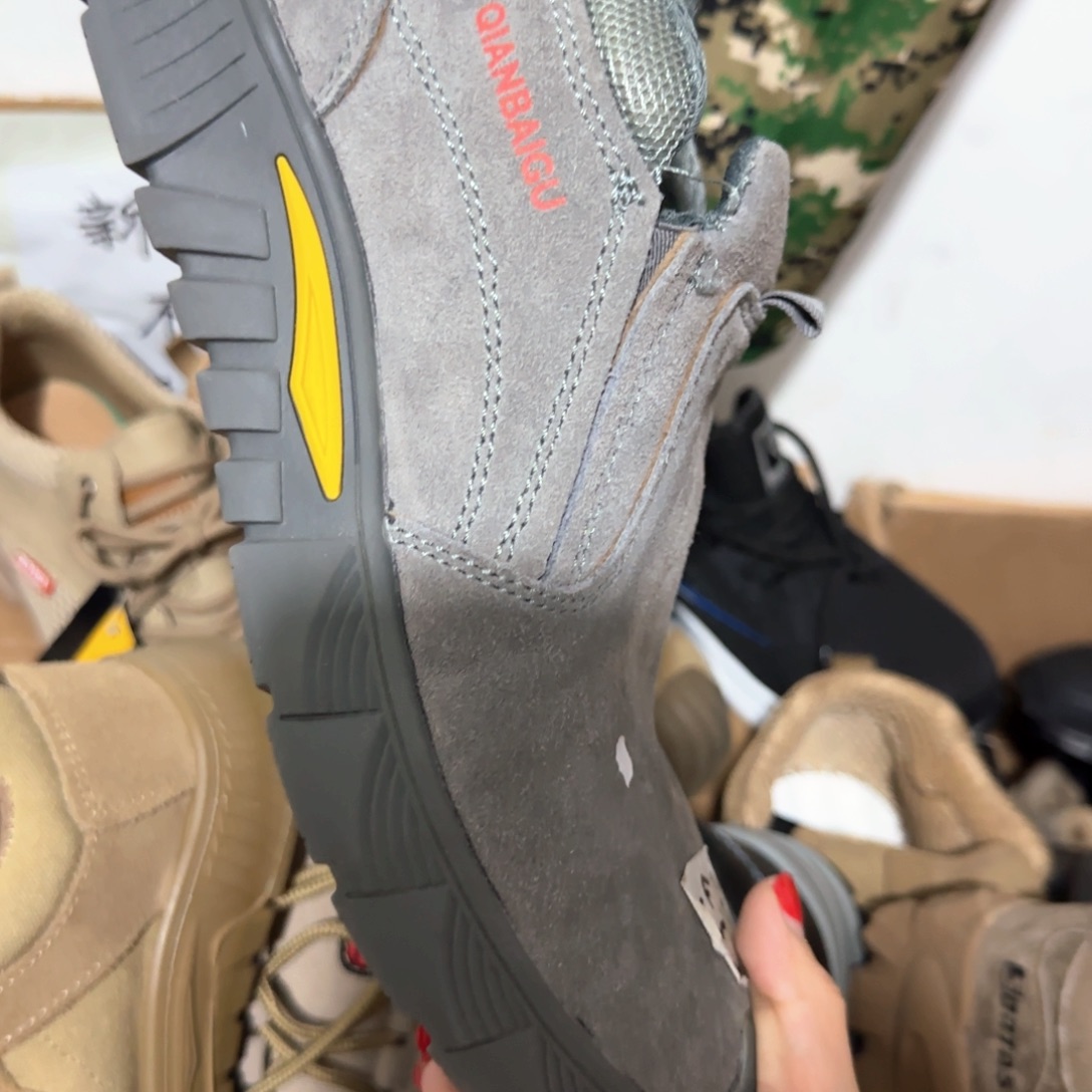 42码灰。翻毛牛皮一脚蹬防烫