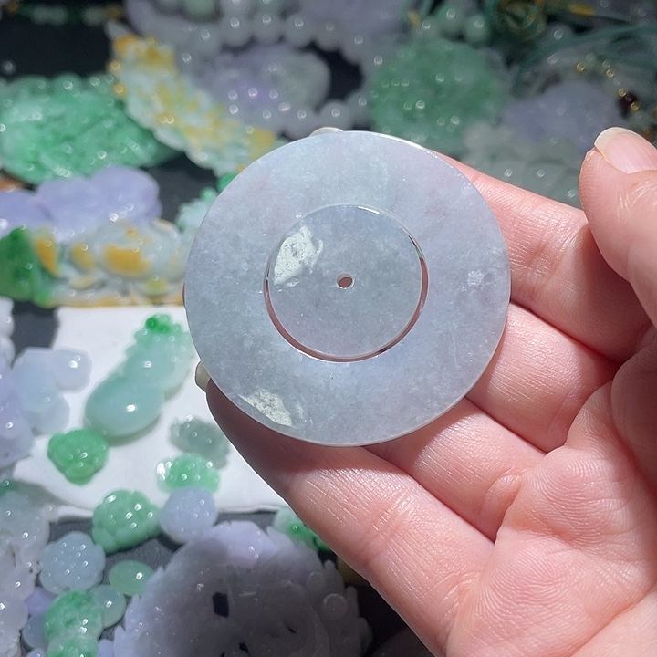 颈饰未镶嵌翡翠天