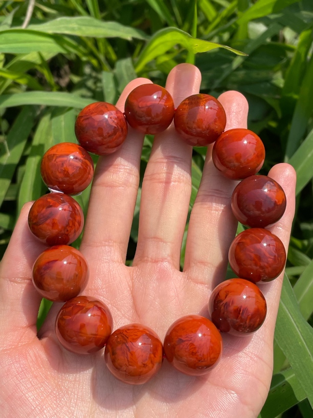 （高品）18mm瓦西牛血红火焰纹圆珠手串