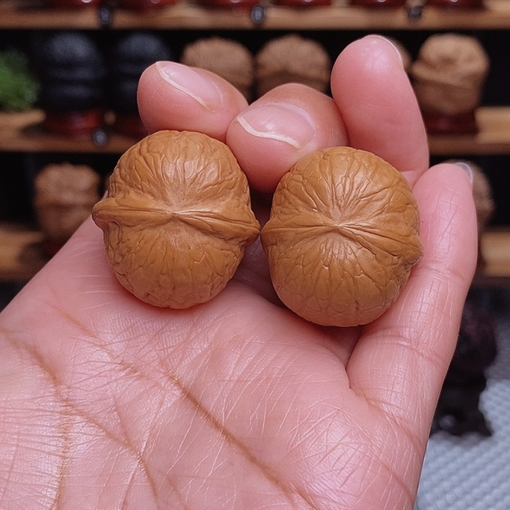 文玩核桃把件晶玉3