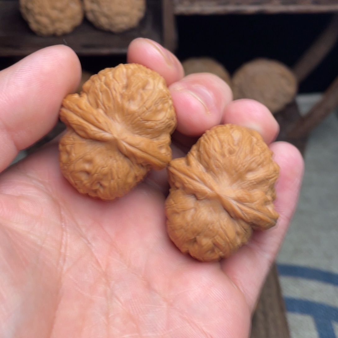 文玩核桃把件文**人40毕业高货金锭子元宝