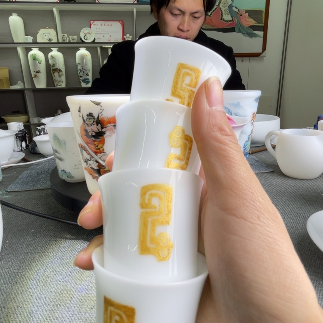 手绘来咯哦哦来咯哦哦