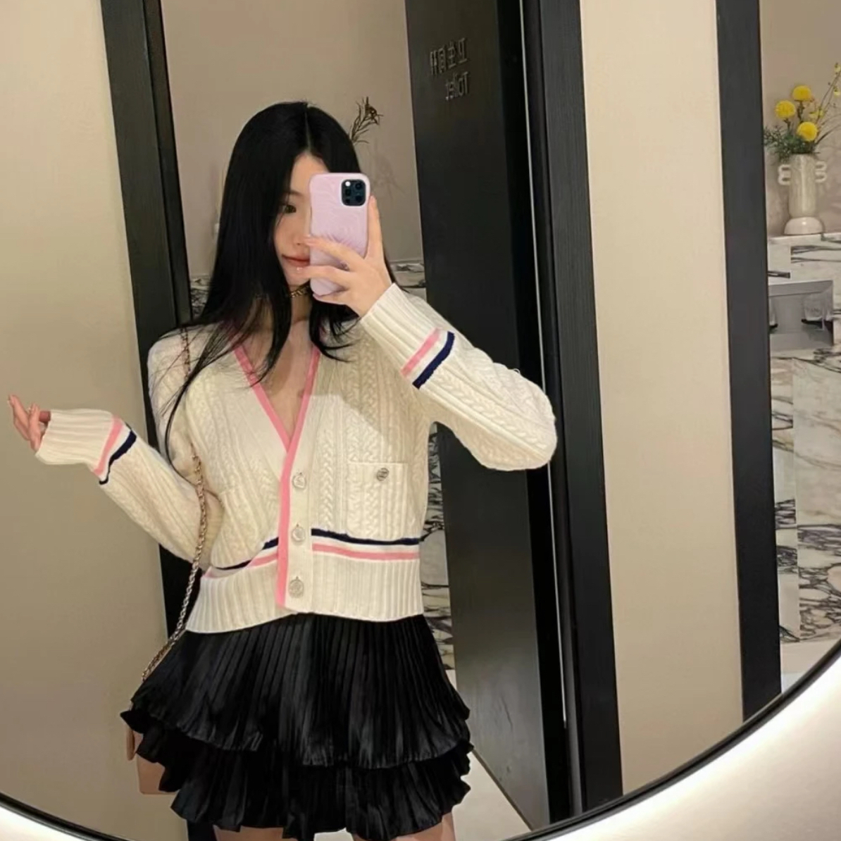 99新 Chanel/香奈儿 23P学院风白色短款针织开衫34码