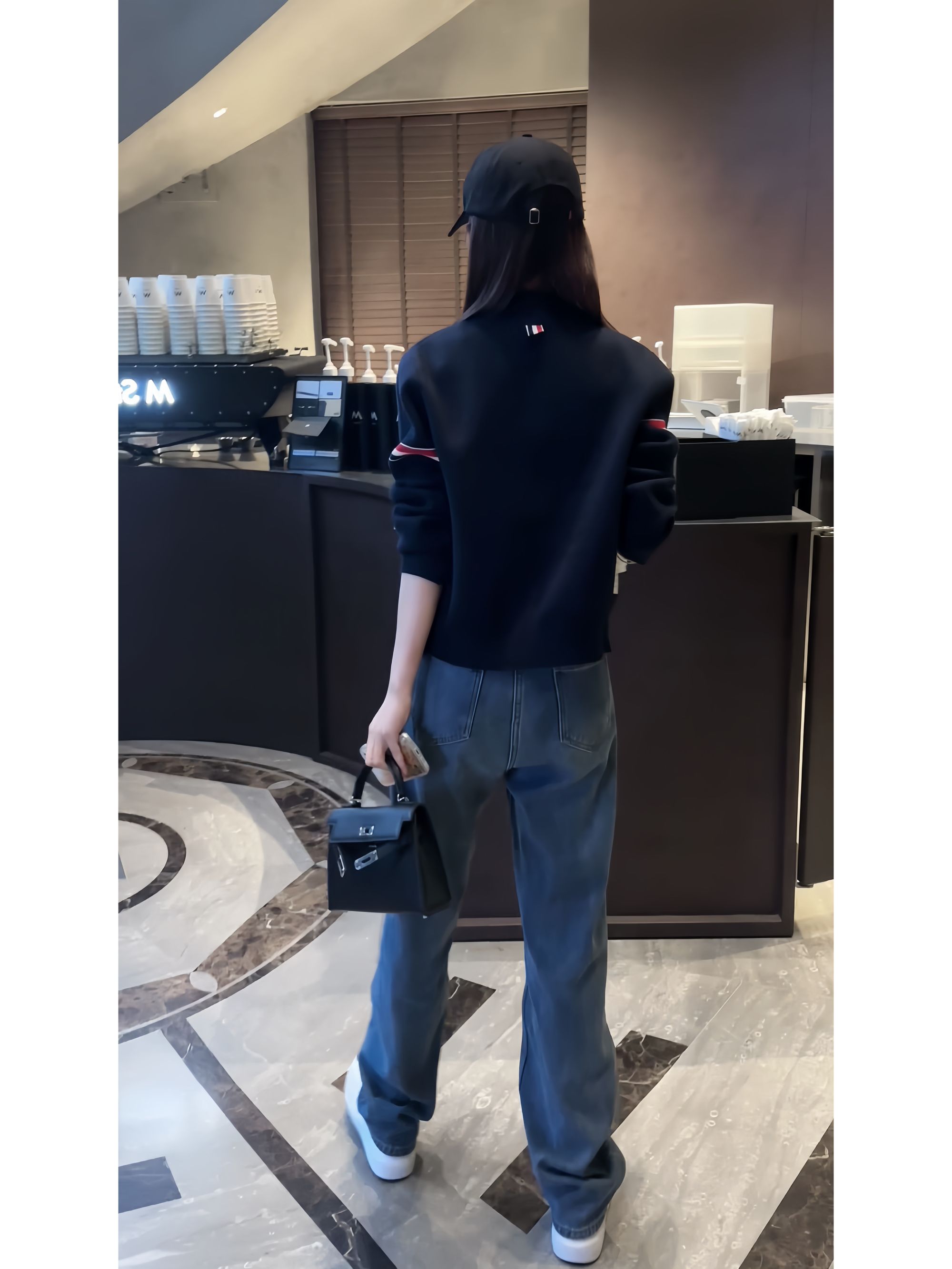 2025春款新款600G设计感双袖撞色条纹立领针织开衫女气质上衣短