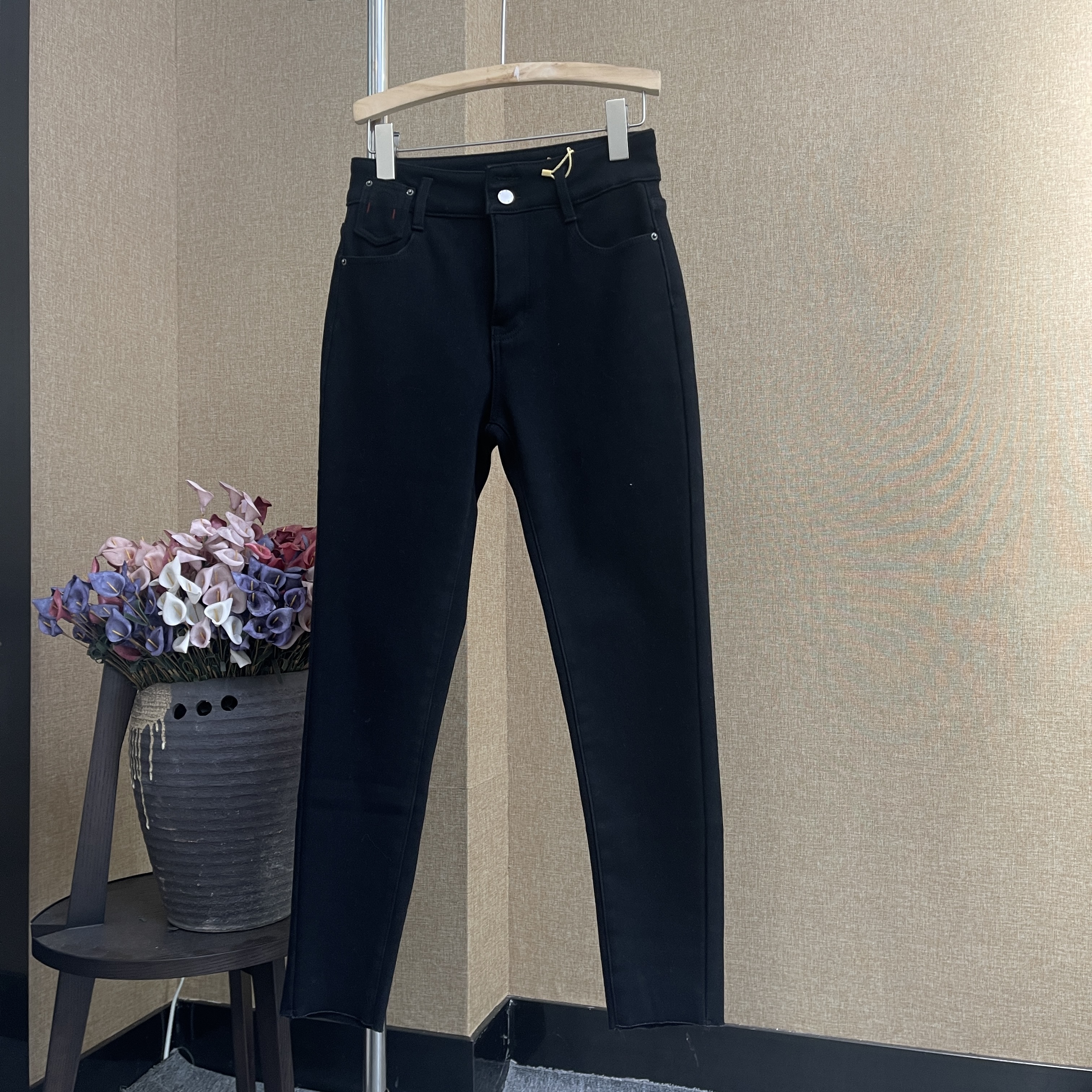 女款秋季显瘦高腰秋冬加绒厚款牛仔铅笔裤