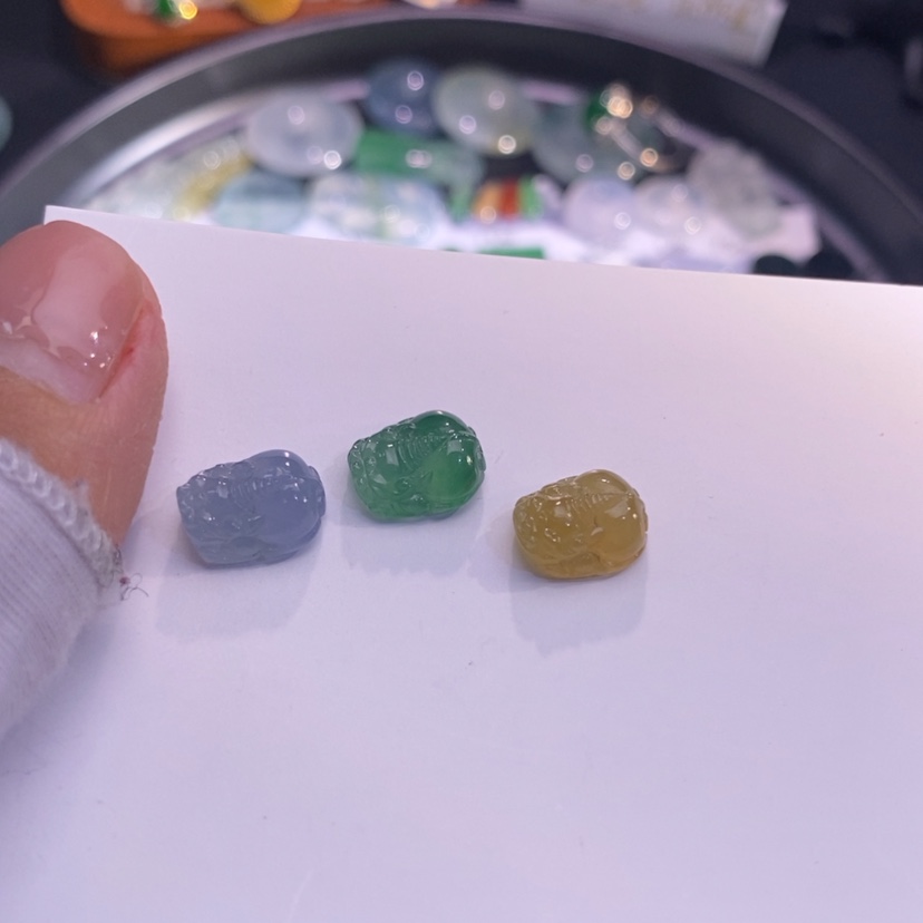 【闪购商品】翡翠挂件未镶嵌貔貅