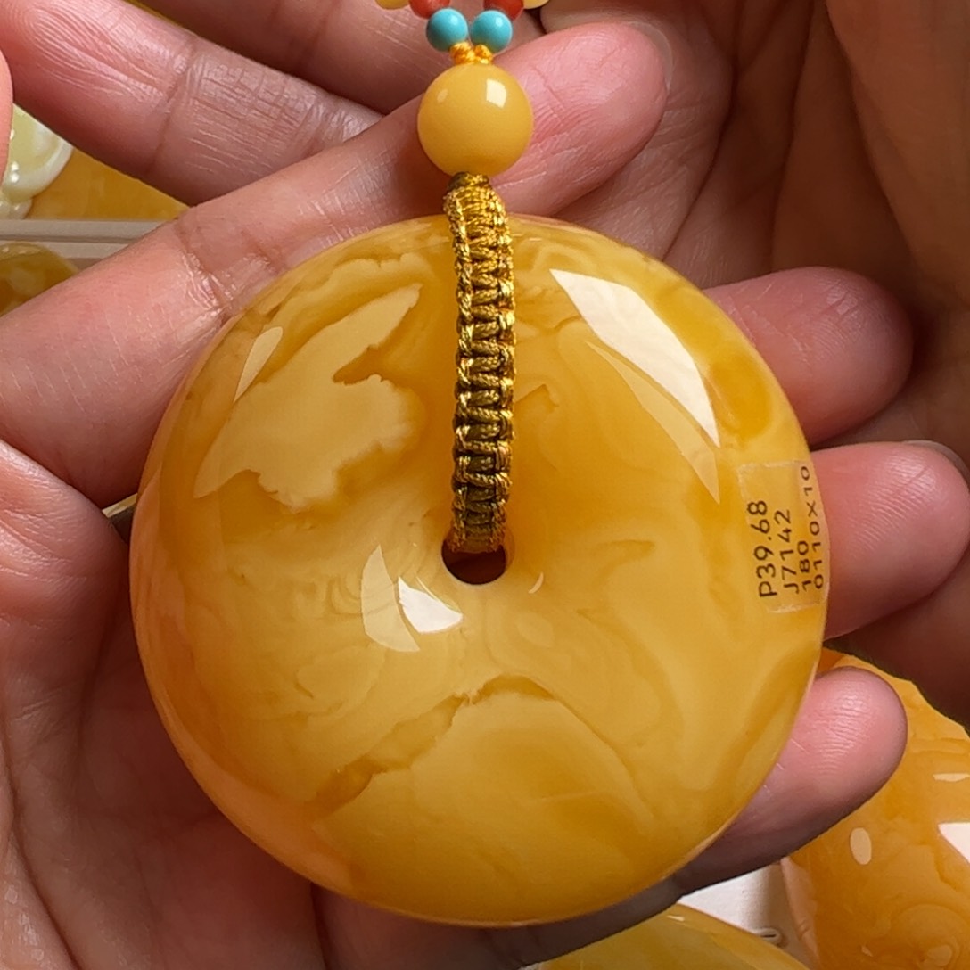 蜜蜡毛衣链未镶嵌无优化