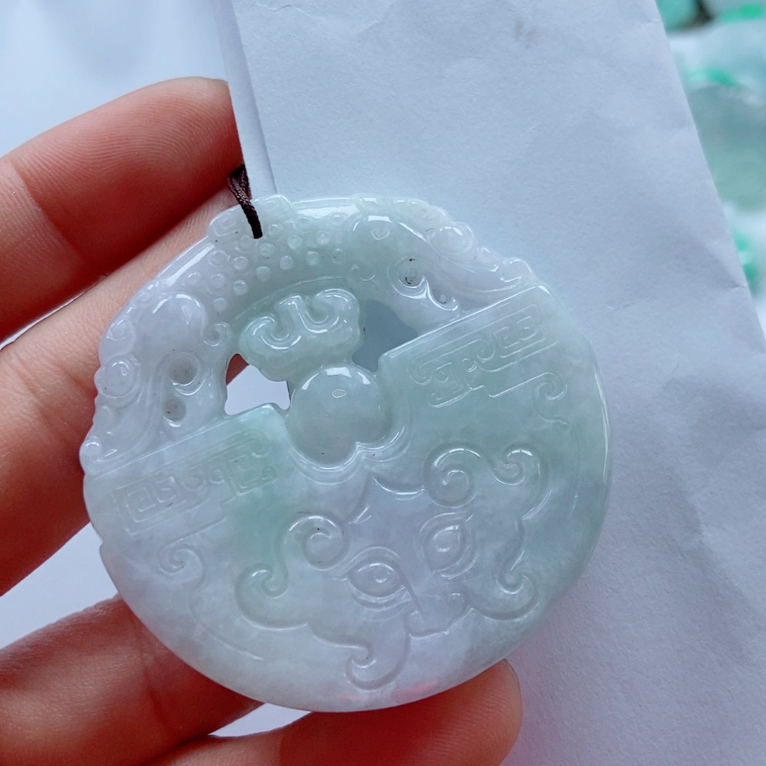 翡翠颈饰未镶嵌用****7天然