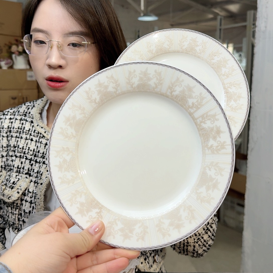 骨瓷7.5英寸平盘19厘米2个外贸骨瓷