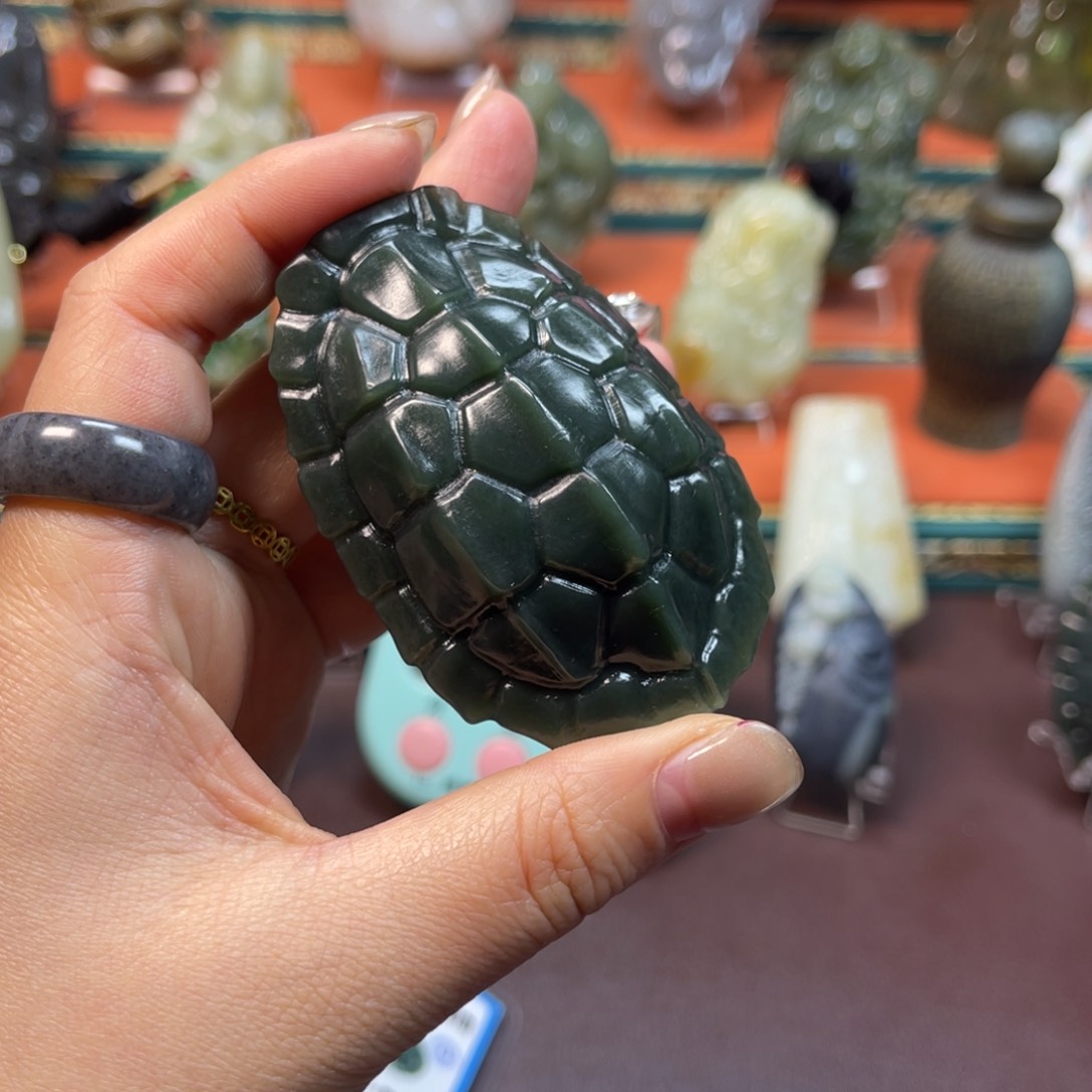 和田玉挂件未镶嵌不****高