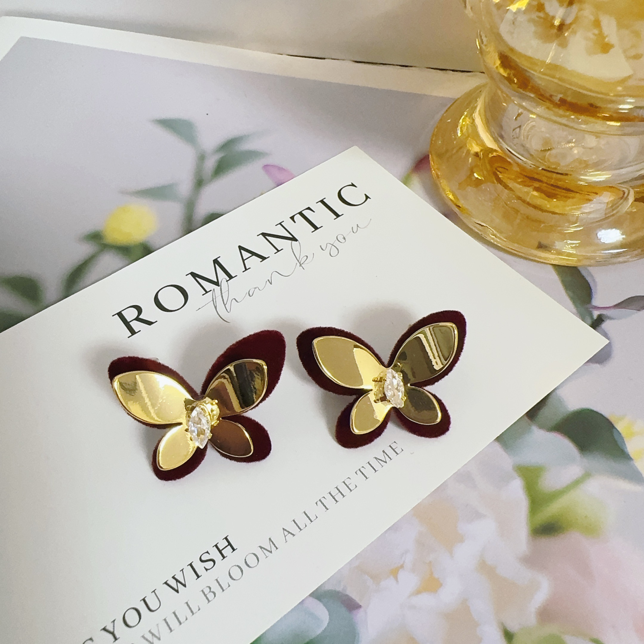 铜合金布艺耳饰 2004 蝴蝶绒植耳钉