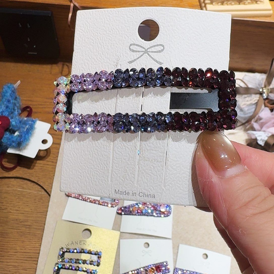 皮质铁合金紫色夹子