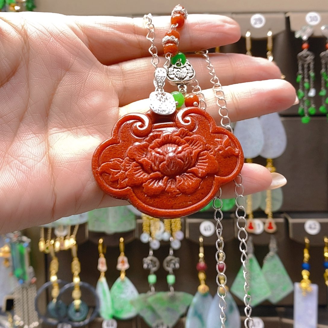 未镶嵌翡翠耳饰翡翠