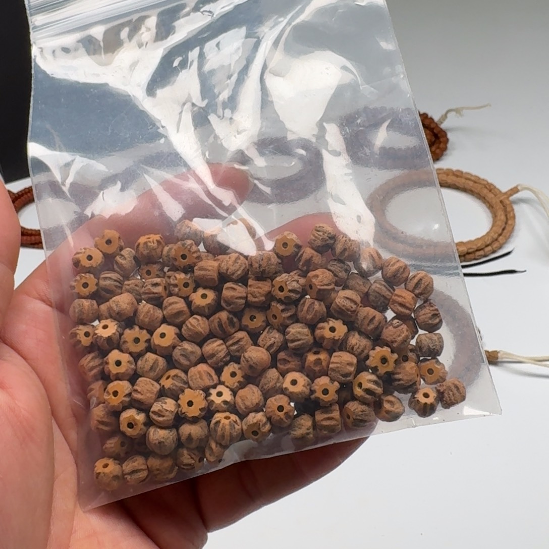 不***染柏香籽/百香籽吊坠