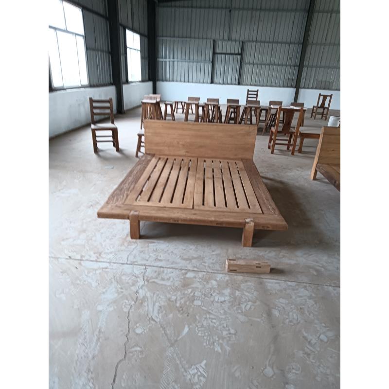 老榆木中式实木大床，榫卯插接工艺，结实耐用