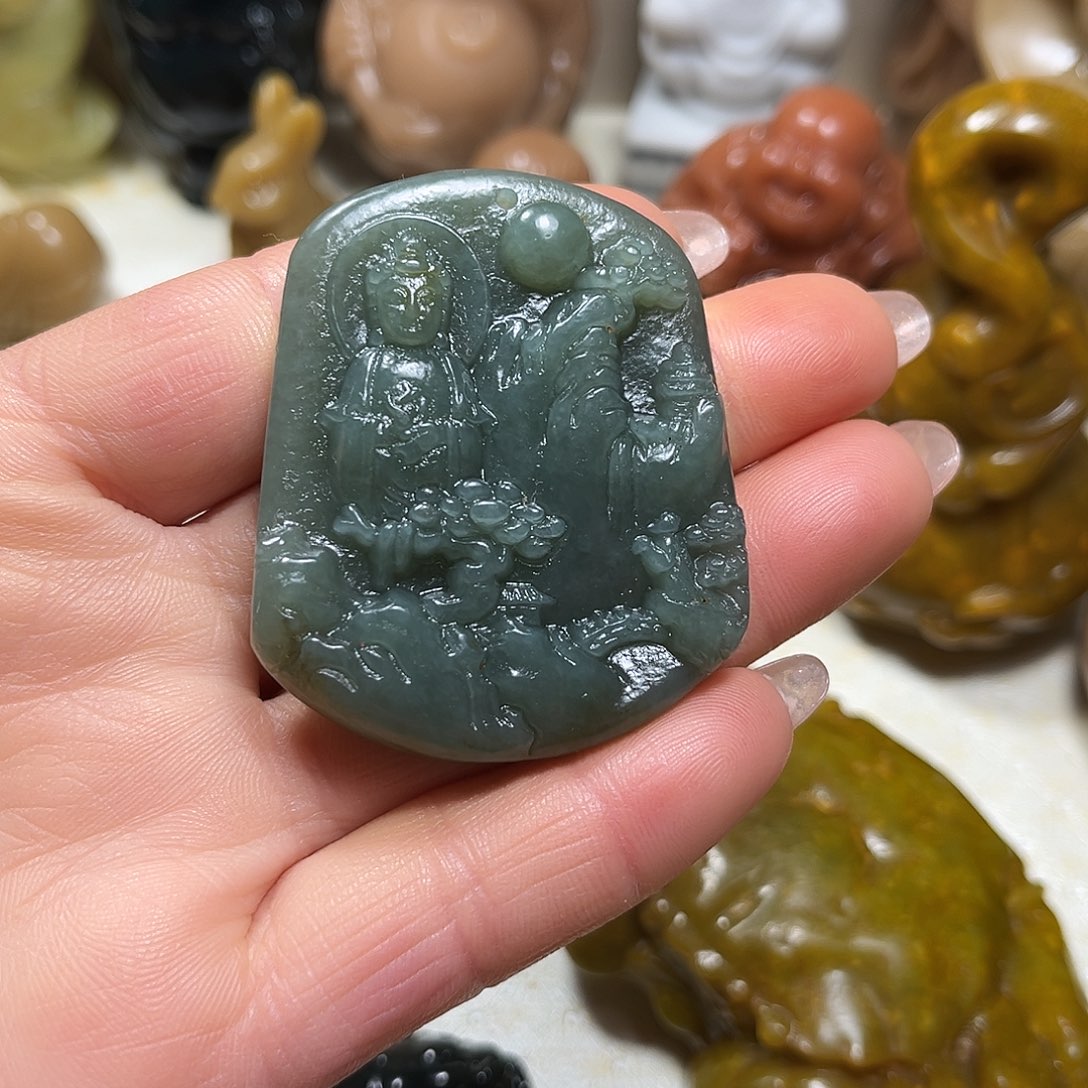 白玉菩提吊坠白玉菩提吊坠