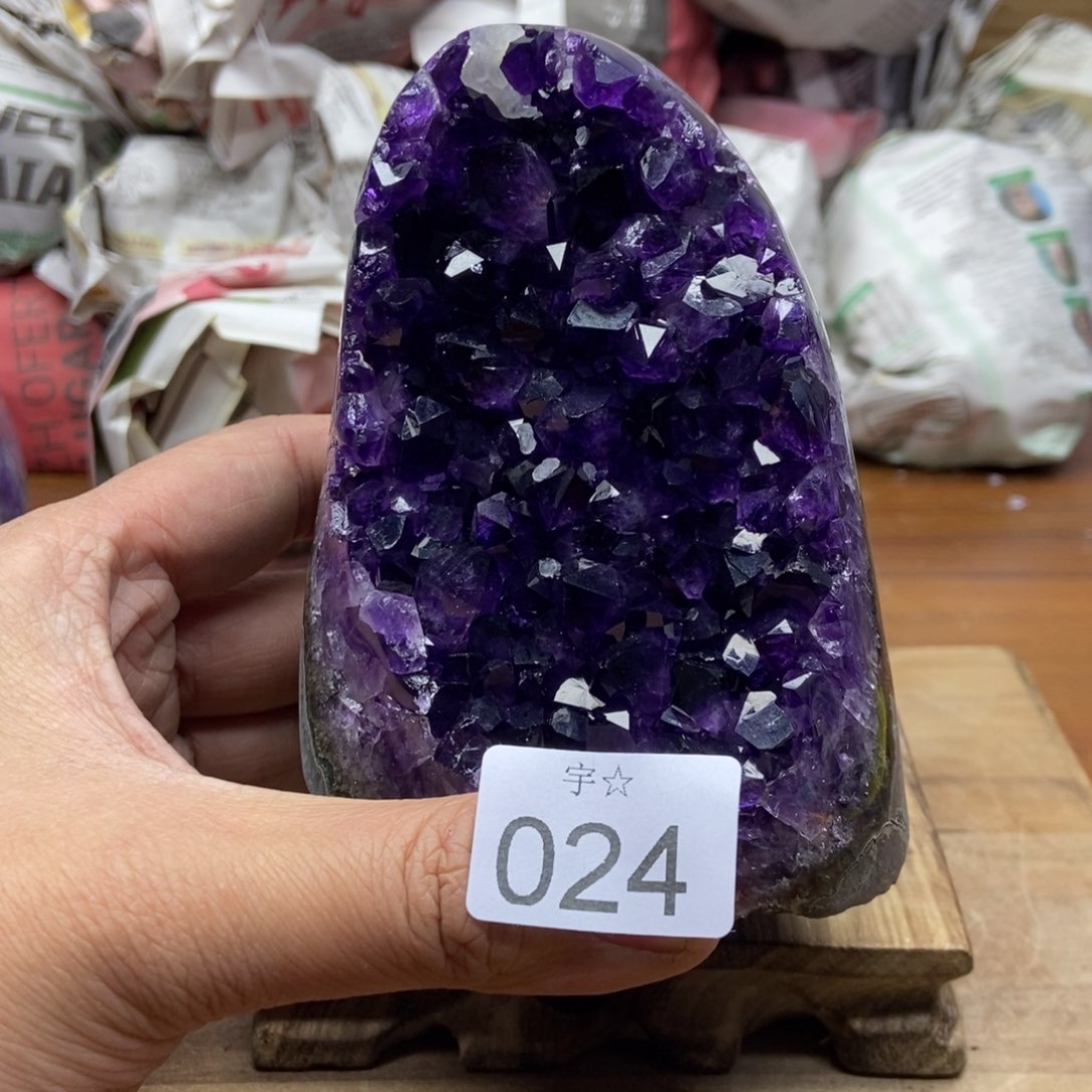 紫晶大型摆件（非配饰）未镶嵌
