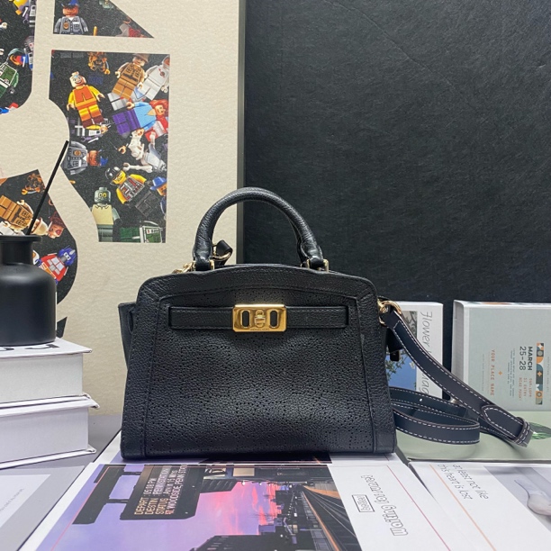 95新 MICHAEL KORS/迈克高仕 21596斜挎包21*15