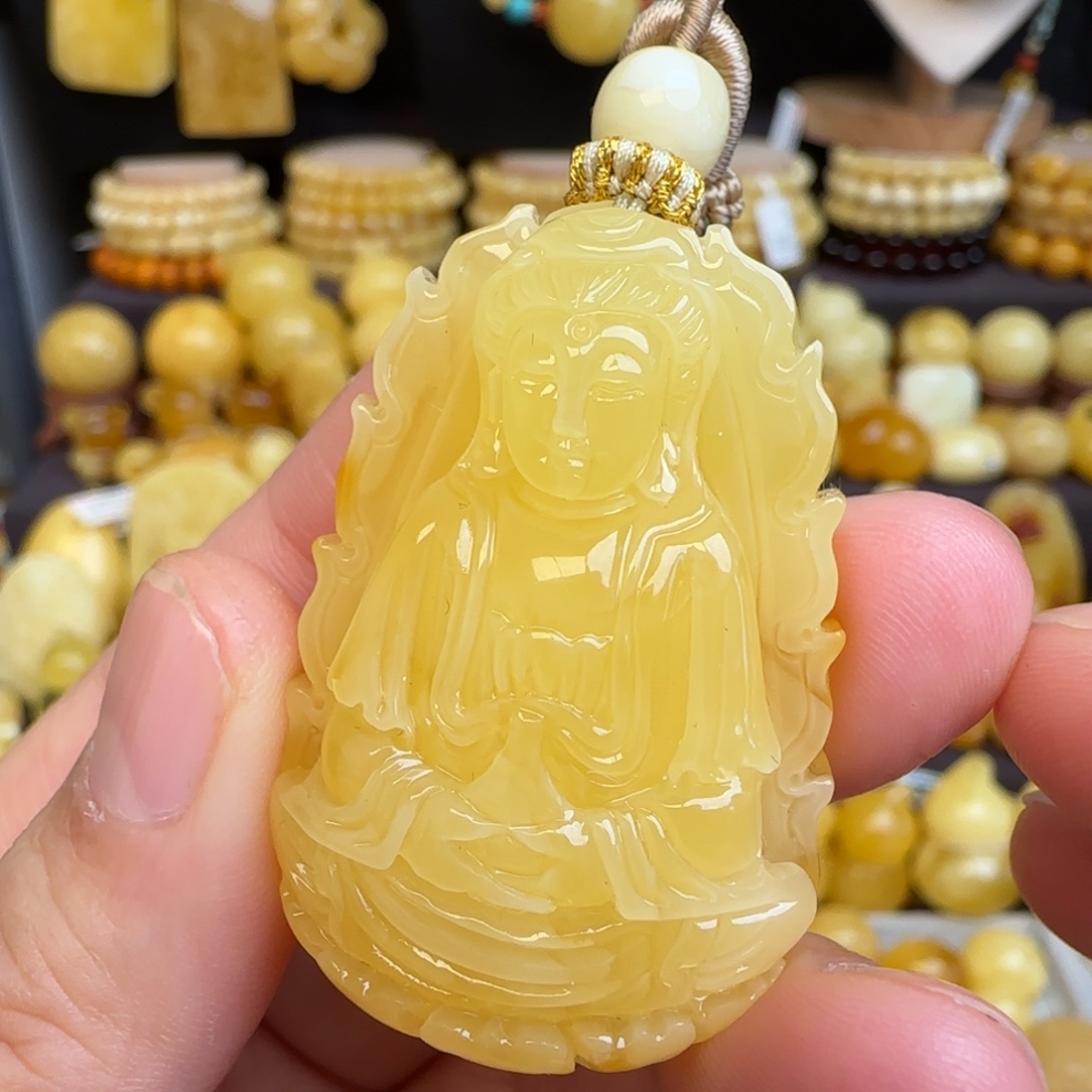 琥珀未镶嵌套链天然蜜蜡观音吊坠