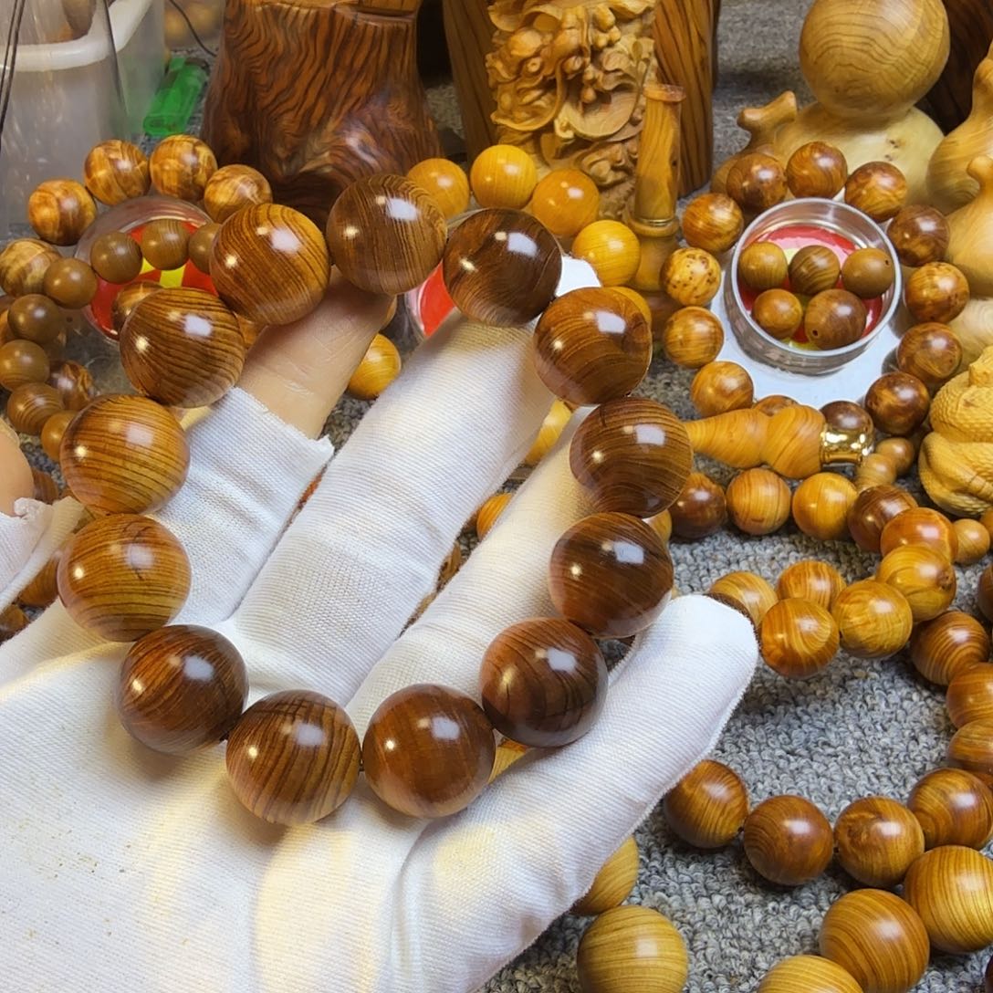 崖柏太行崖柏1.8黑油瑕疵