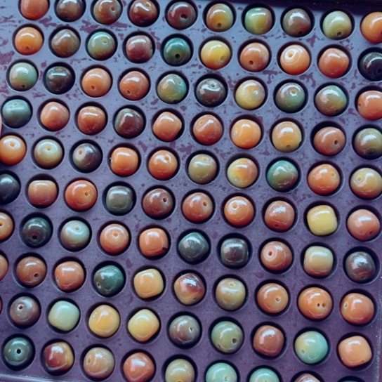 吊坠白玉菩提瑕疵11敦煌桶珠200颗