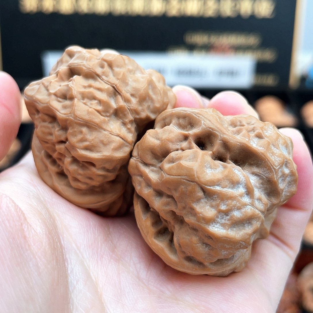 把件文玩核桃肌肉蛙双开背延庆肌肉蛙粉红皮疙瘩纹3804