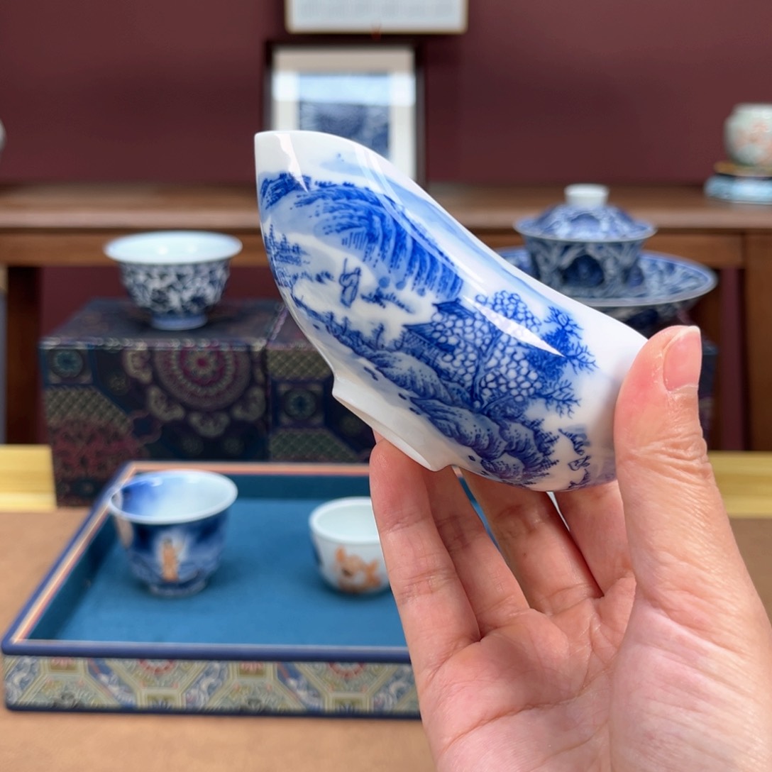 福利纯手绘青花山水茶则