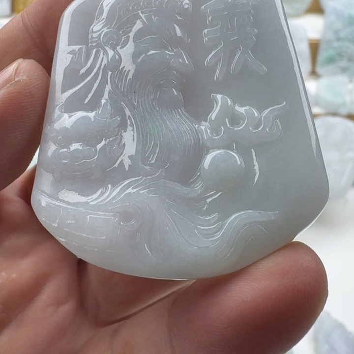 翡翠未镶嵌颈饰天然缅甸A货翡翠