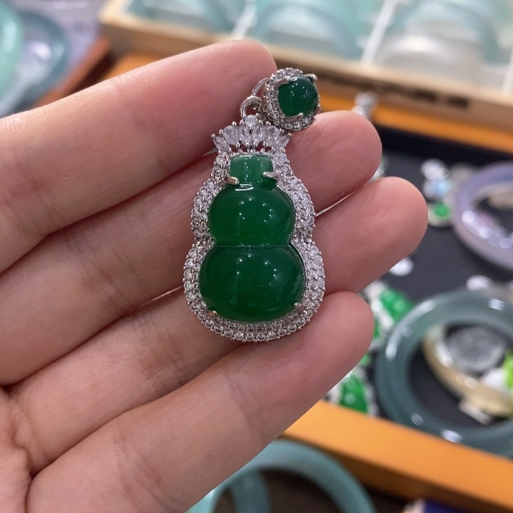 玛瑙/玉髓颈饰合金