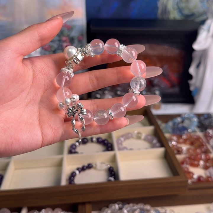 水晶手串18K金镶嵌奶白粉水晶