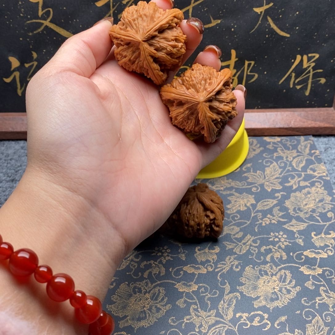 吊坠文玩核桃唯****8