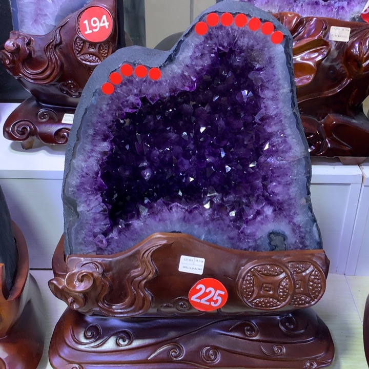 织绣巴西紫水晶摆件
