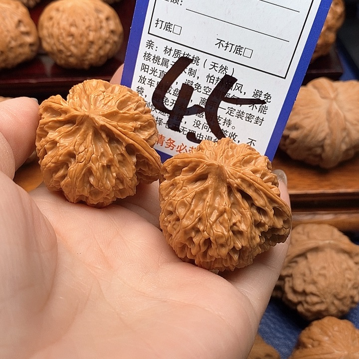 桃核吊坠苹果园狮子头40