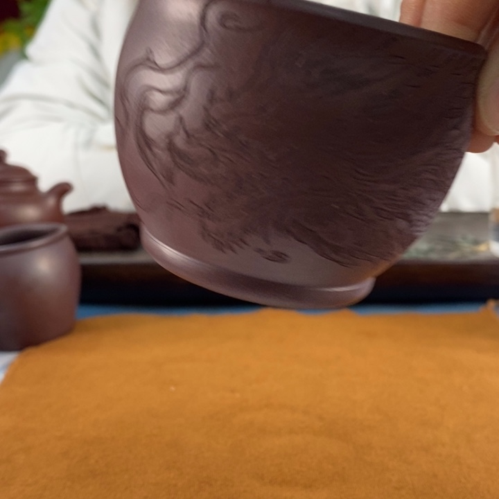 紫砂茶壶石红主人杯160左右的容量