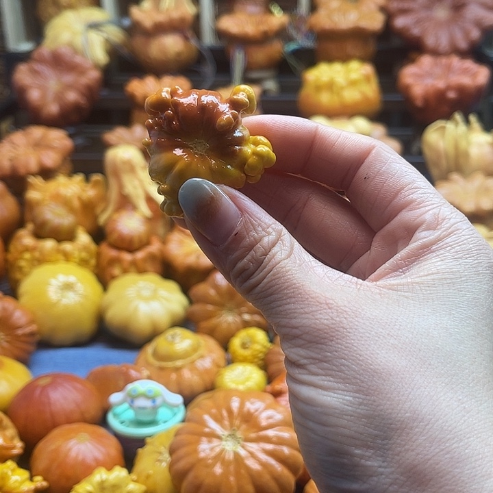 月****大叶紫檀（黑酸枝木类）