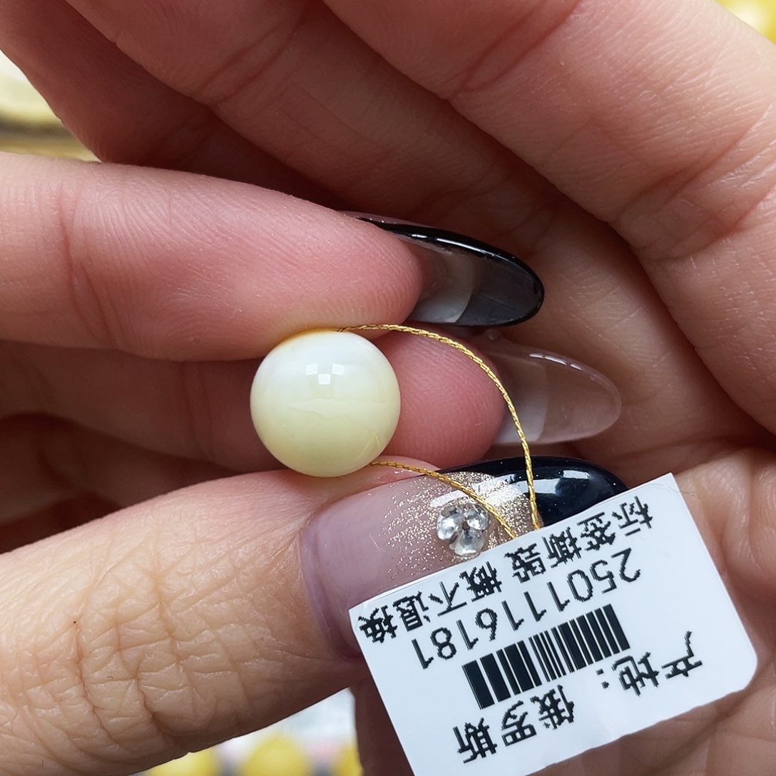 琥珀珠宝奇石未镶嵌11.3mm微瑕福利款