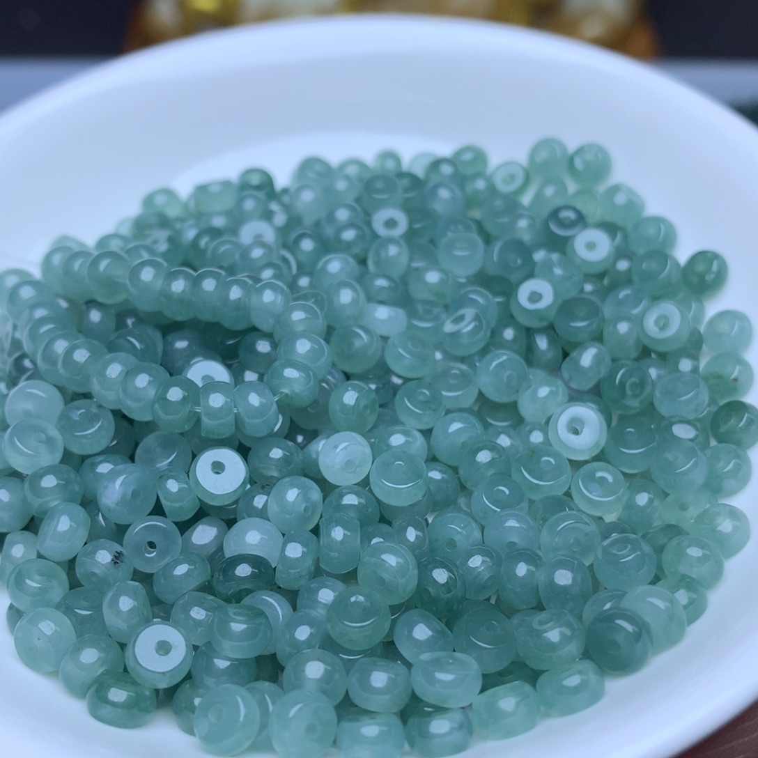 【闪购商品】翡翠手链未镶嵌卡3乘6冰蓝水算盘60个