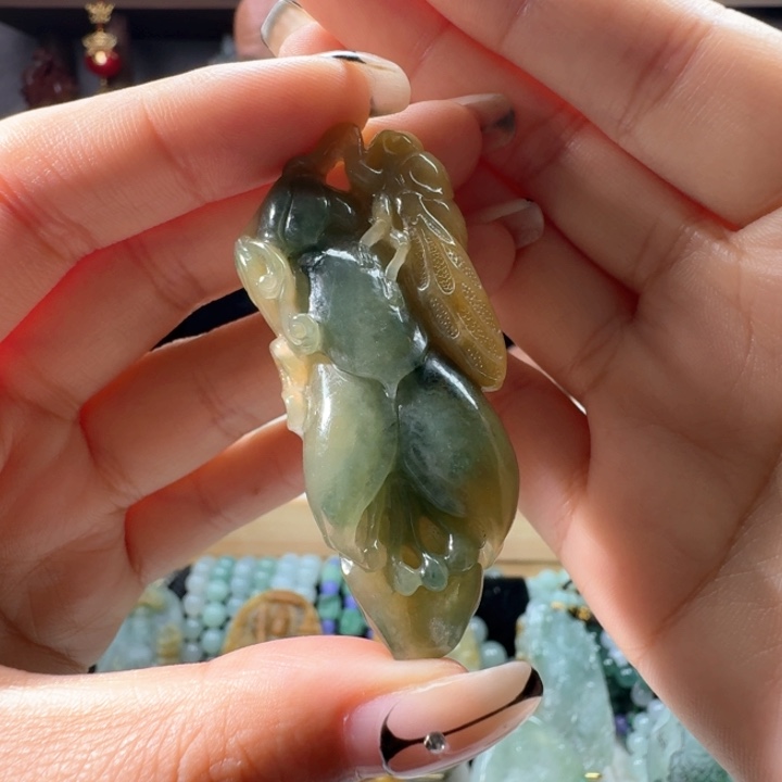 定制翡翠未镶嵌一鸣惊人