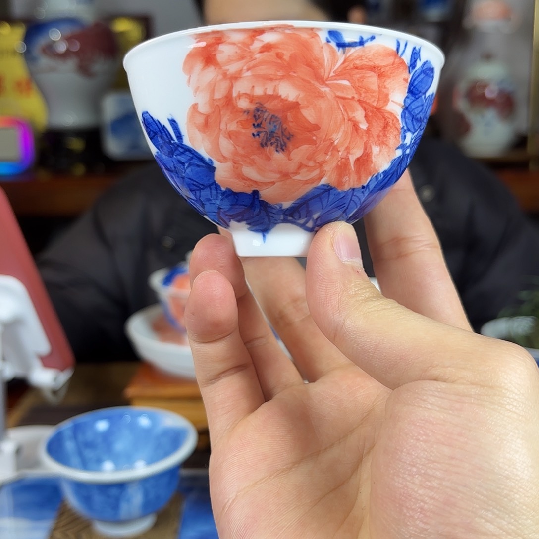 王庆龙老师手绘陶瓷