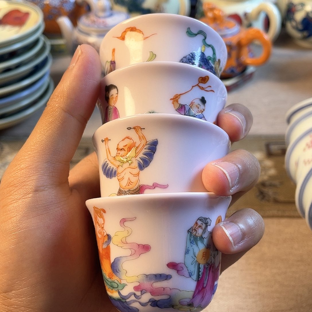 摆件景德镇陶瓷15888999999999。 