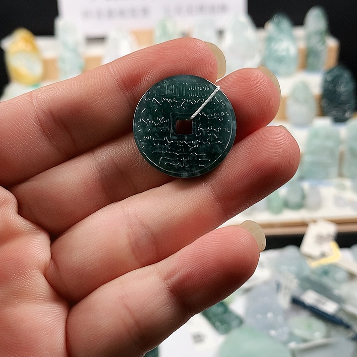 吊坠(不含链)未镶嵌翡翠11山鬼牌