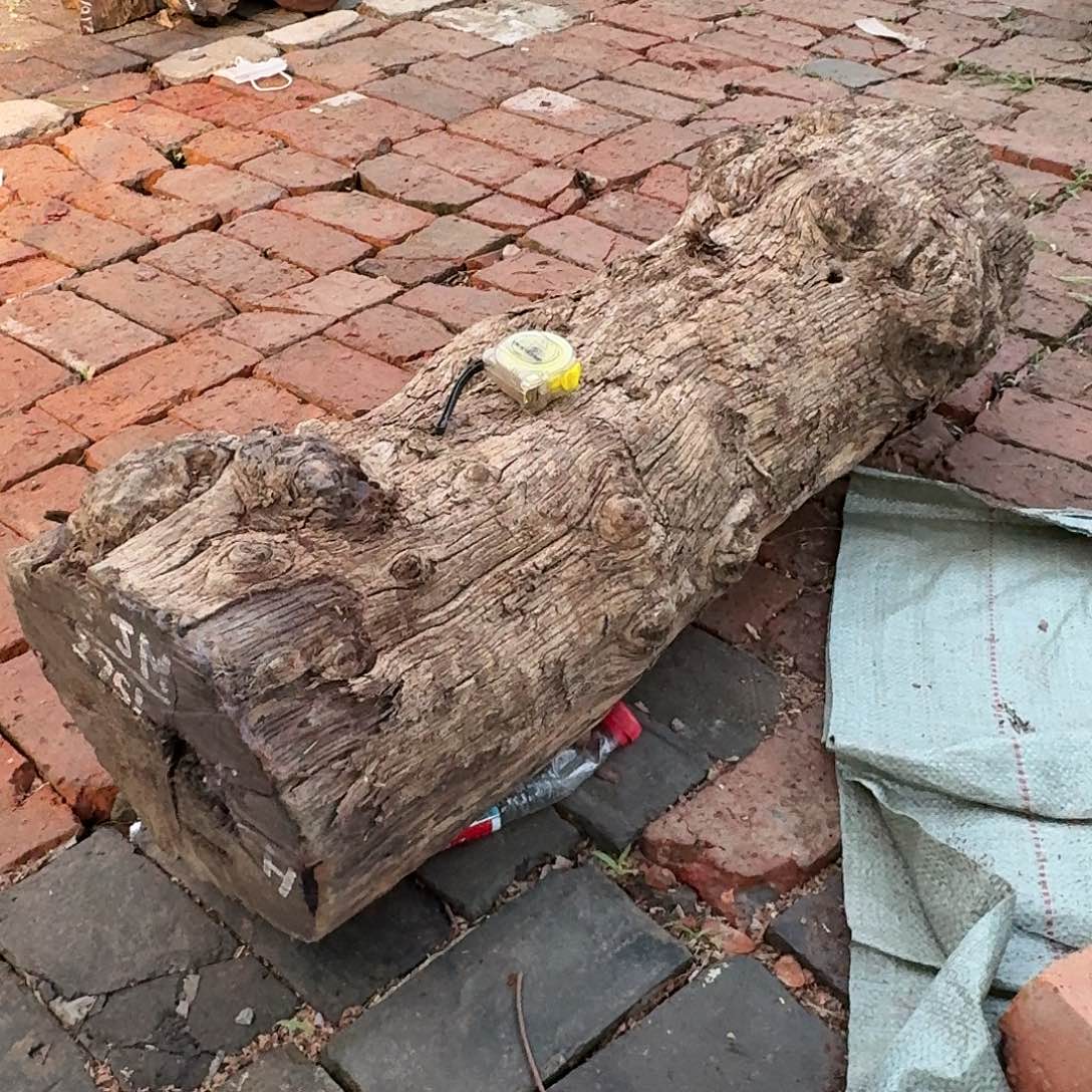 染料紫檀（血檀）000