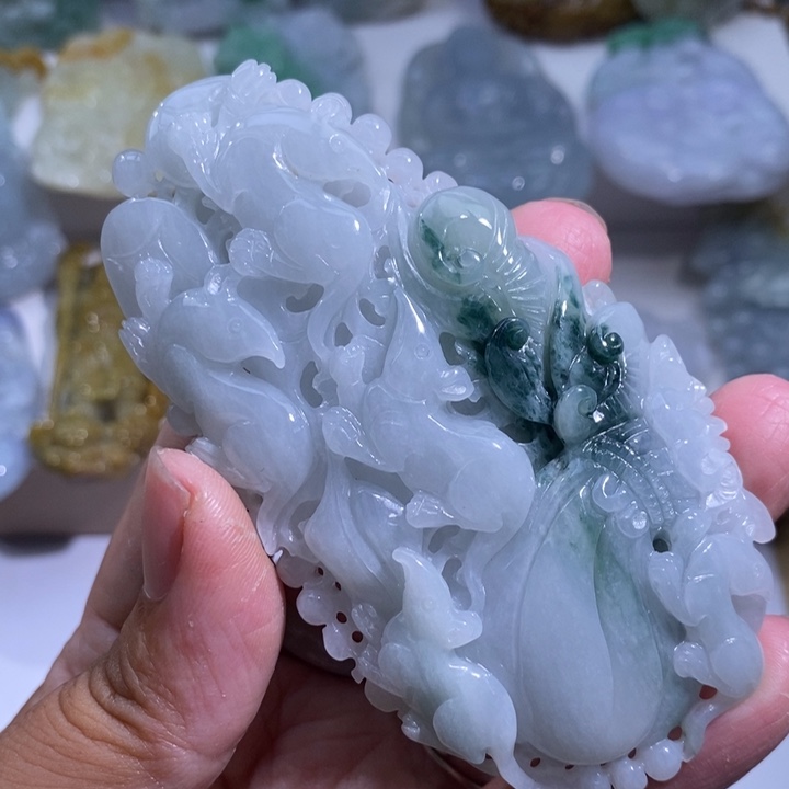【闪购商品】颈饰未镶嵌翡翠鼠