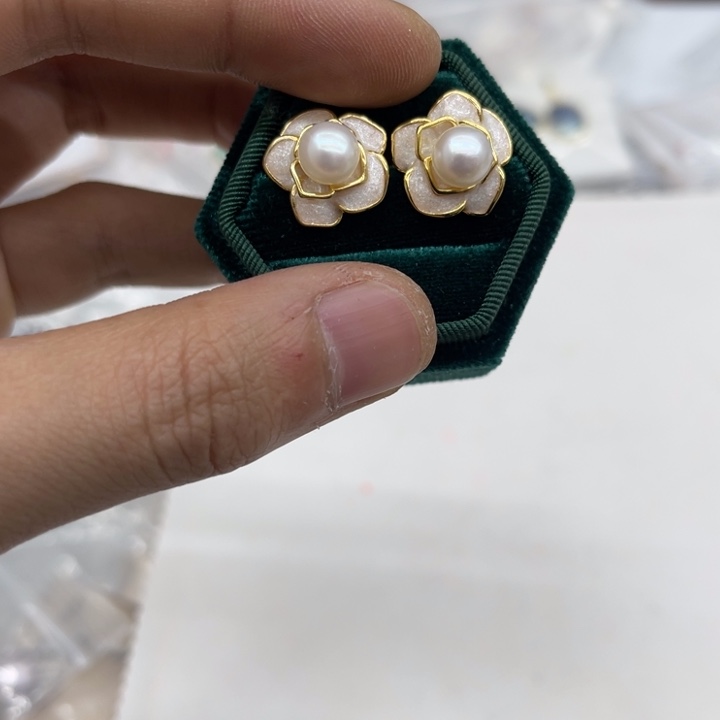 淡水珍珠颈饰未镶嵌18