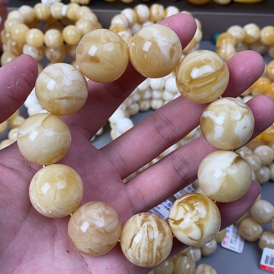 蜜蜡未镶嵌珠宝奇石23mm 75.8g