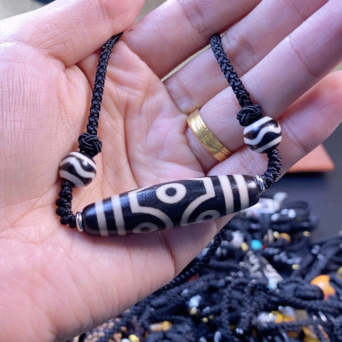 未镶嵌颈饰玛瑙/玉髓