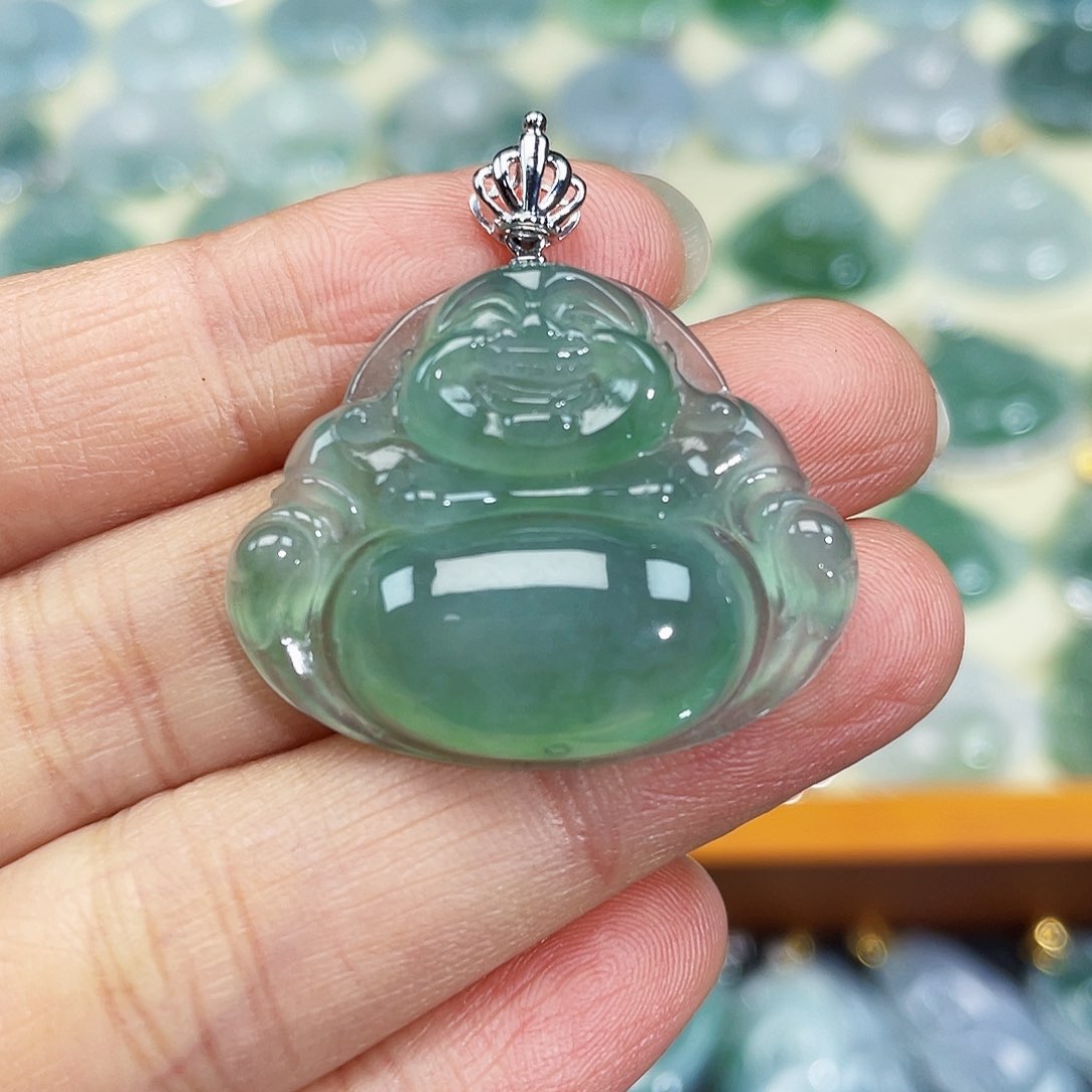 翡翠颈饰18K金镶嵌吊坠