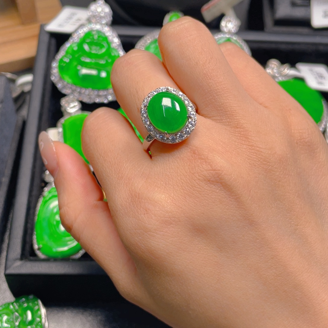 翡翠未镶嵌吊坠(不含链)