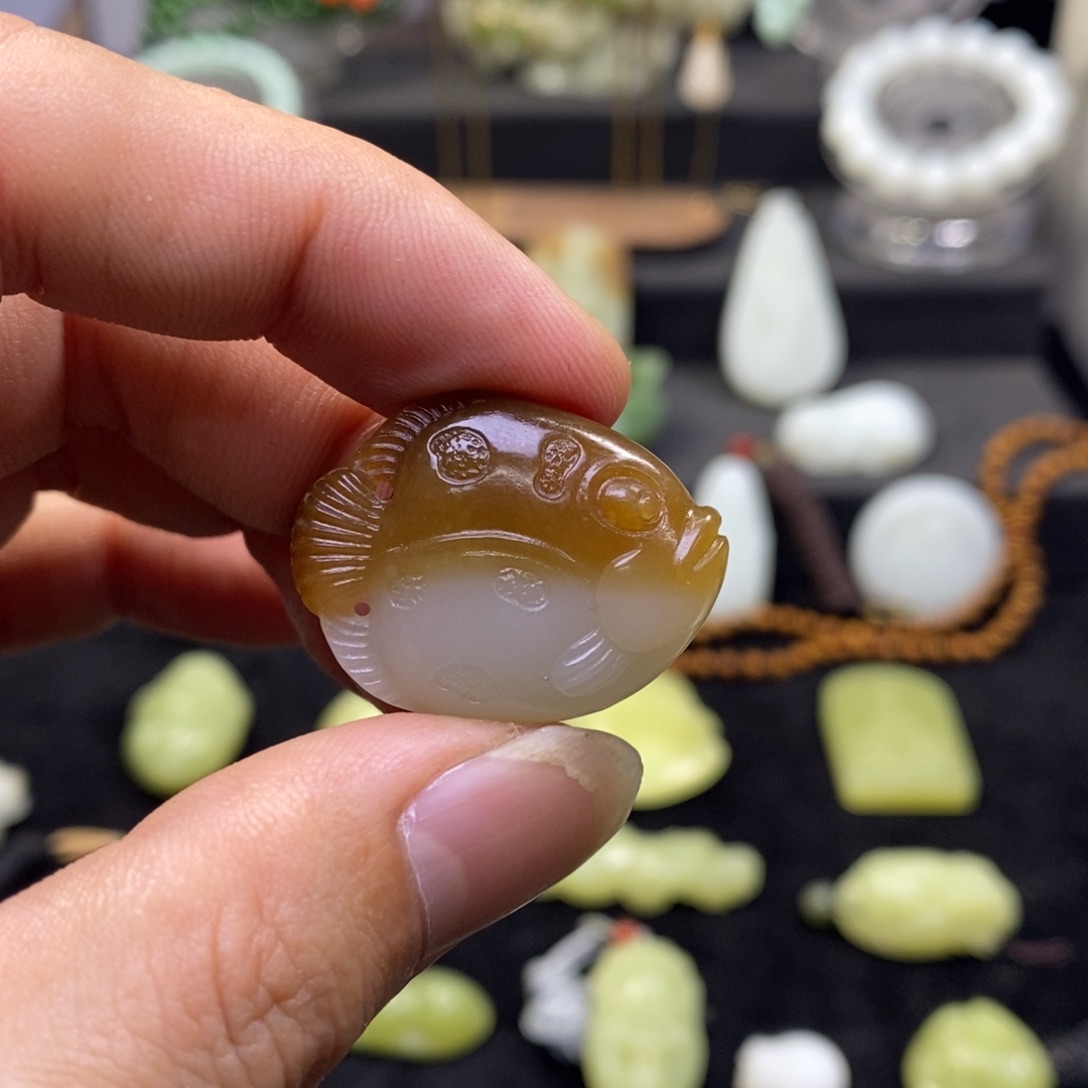 和田玉未镶嵌吊坠(不含链)